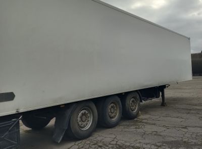 Полуприцеп-рефрижератор автомобильный KOGEL SV24(копия)
